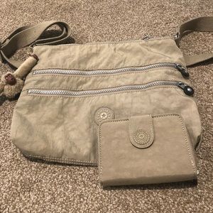 Kipling purse and wallet.